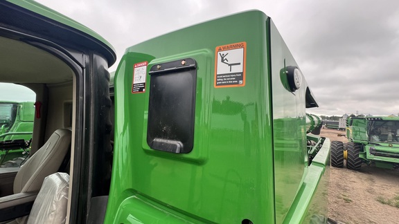 2024 John Deere S770 Combine