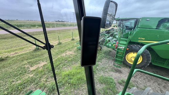 2024 John Deere S770 Combine