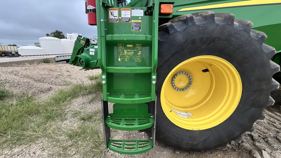 2024 John Deere S780 Combine