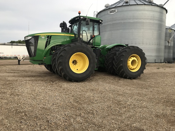 2012 John Deere 9560R Tractor 4WD