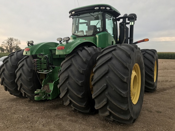 2012 John Deere 9560R Tractor 4WD