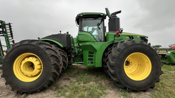 2024 John Deere 9R 590 Tractor 4WD