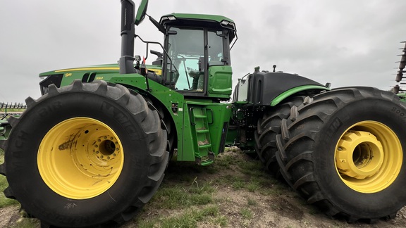 2024 John Deere 9R 590 Tractor 4WD