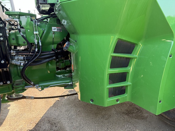 2024 John Deere 9R 390 Tractor 4WD