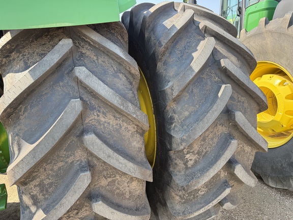 2024 John Deere 9R 390 Tractor 4WD