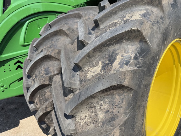 2024 John Deere 9R 390 Tractor 4WD