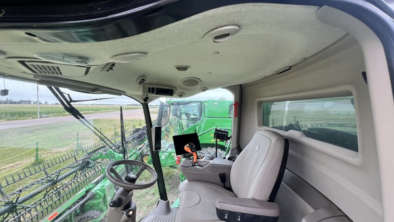 2024 John Deere S770 Combine