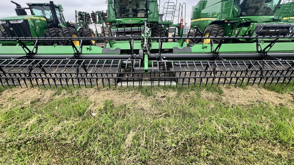 2024 John Deere HD45F Header Combine