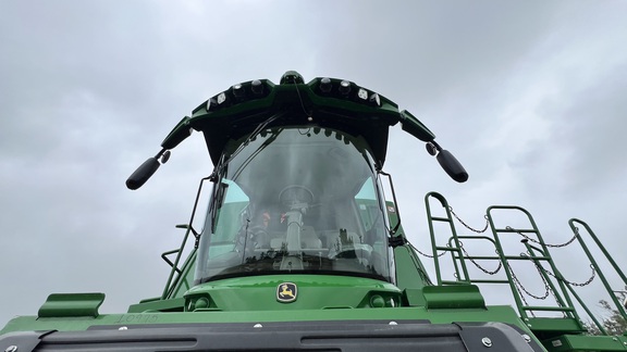 2024 John Deere S770 Combine