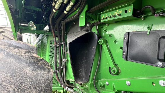 2024 John Deere S770 Combine