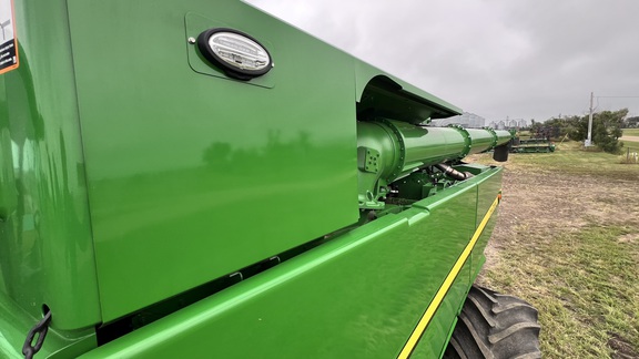 2024 John Deere S770 Combine