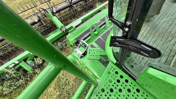 2024 John Deere S770 Combine