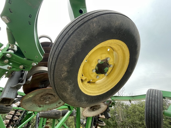 2012 John Deere 2623 Disk