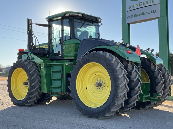 2022 John Deere 9R 390 Tractor 4WD