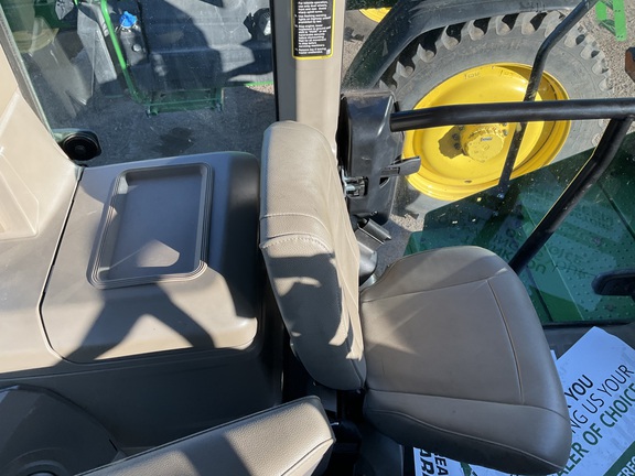 2022 John Deere 9R 390 Tractor 4WD