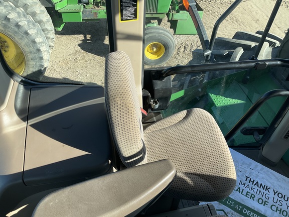 2017 John Deere 9520R Tractor 4WD