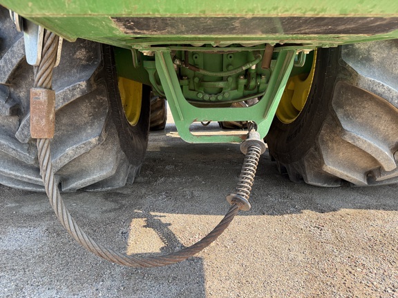 2017 John Deere 9520R Tractor 4WD