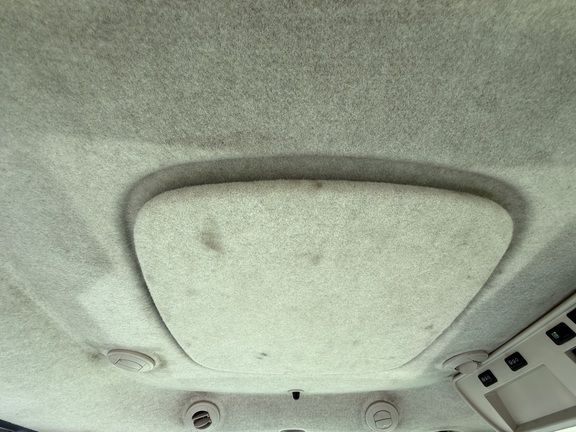 2017 John Deere 9520R Tractor 4WD