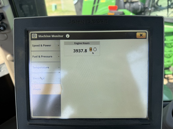 2017 John Deere 9520R Tractor 4WD