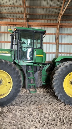 2006 John Deere 9220 Tractor 4WD