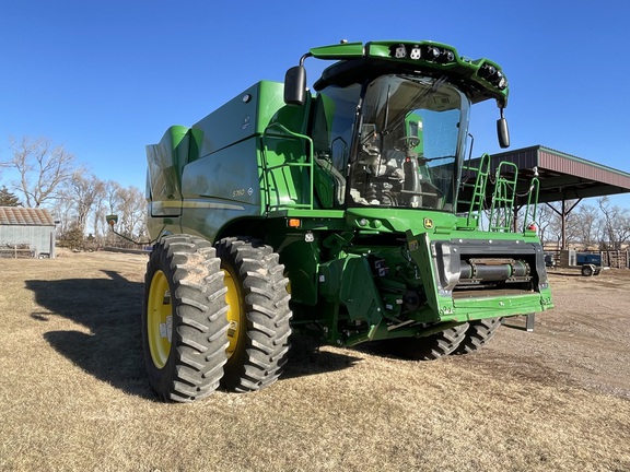 2022 John Deere S760 Combine