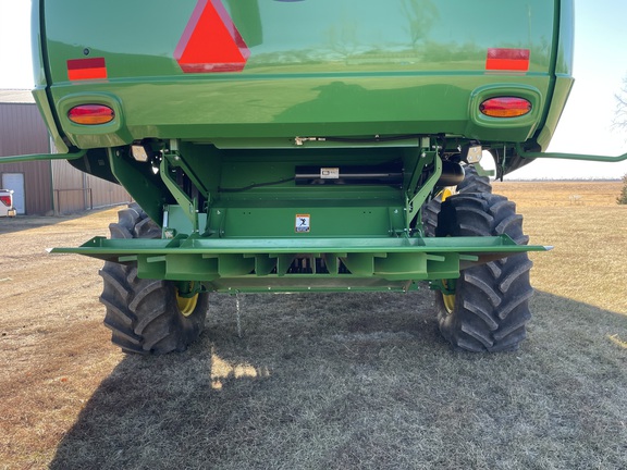 2022 John Deere S760 Combine