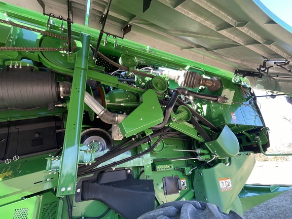 2022 John Deere S760 Combine