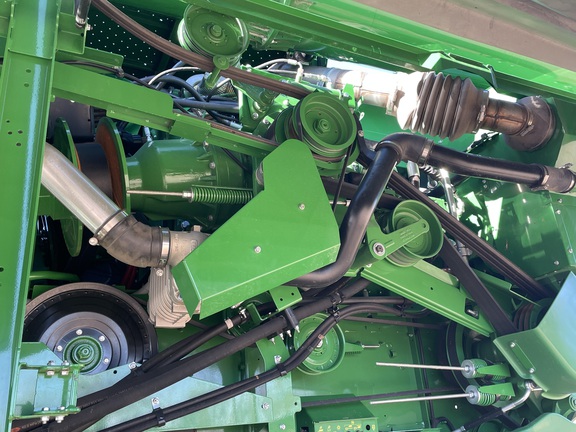 2022 John Deere S760 Combine