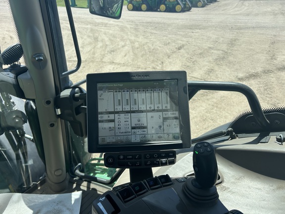 2017 John Deere 6175R Tractor