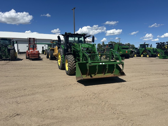 2017 John Deere 6175R Tractor