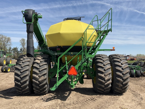 2019 John Deere 1890 Air Seeder