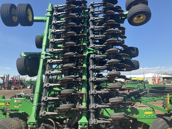 2019 John Deere 1890 Air Seeder