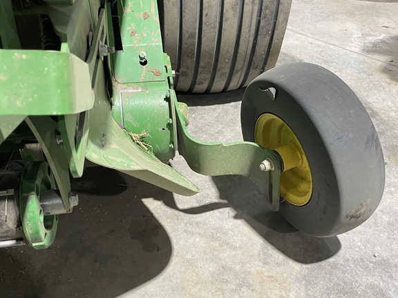 2021 John Deere 560M Baler/Round