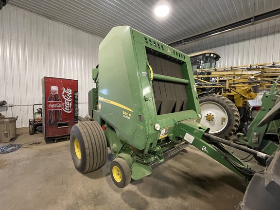 2021 John Deere 560M Baler/Round