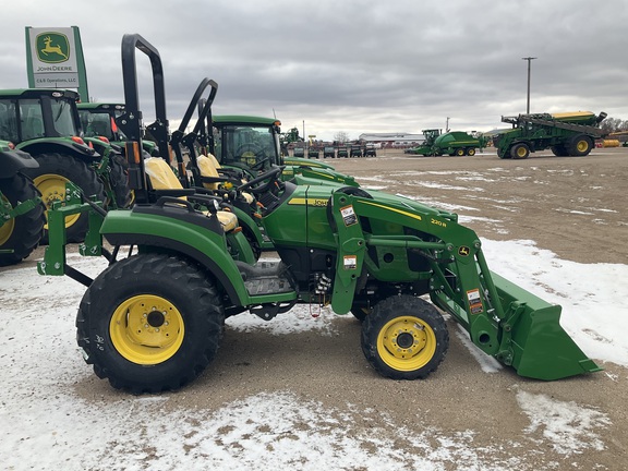 2024 John Deere 2032R Tractor Compact