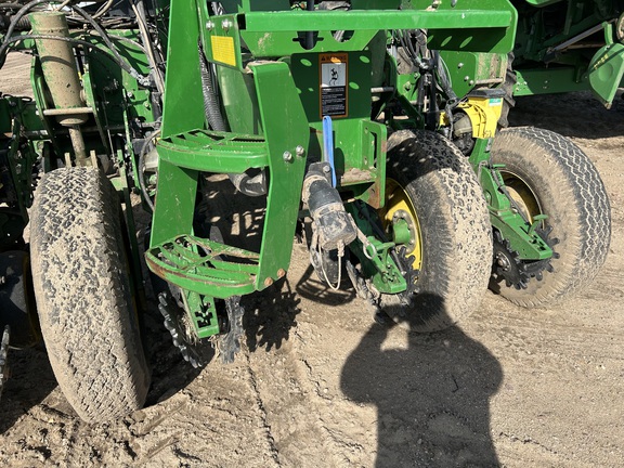 2011 John Deere 1770NT CCS Planter