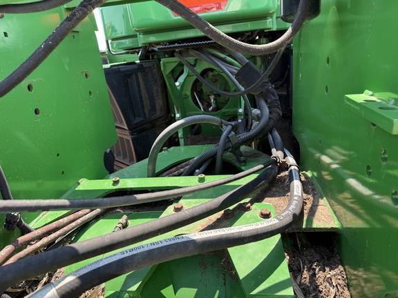 2011 John Deere 9530 Tractor 4WD