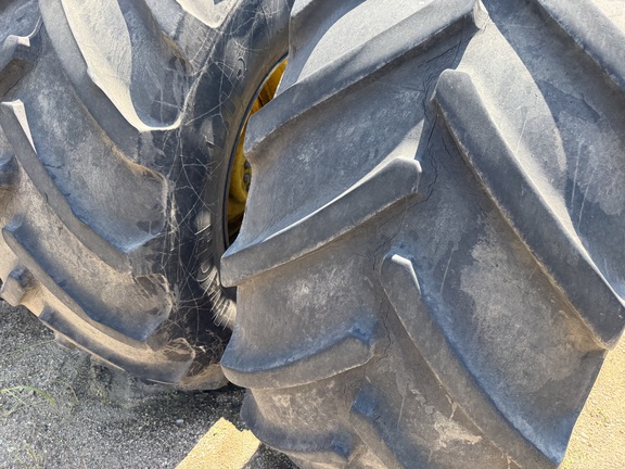 2011 John Deere 9530 Tractor 4WD