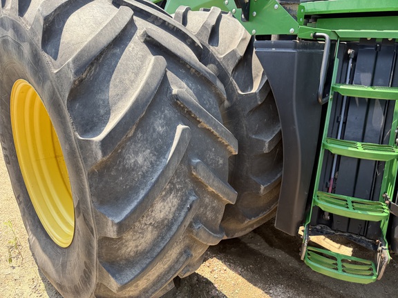 2011 John Deere 9530 Tractor 4WD