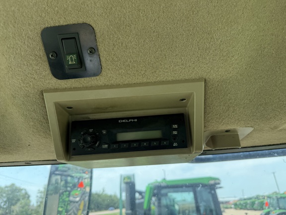 2011 John Deere 9530 Tractor 4WD