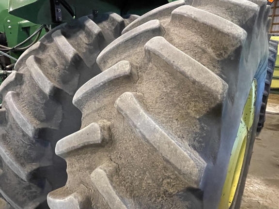 2011 John Deere 9230 Tractor 4WD