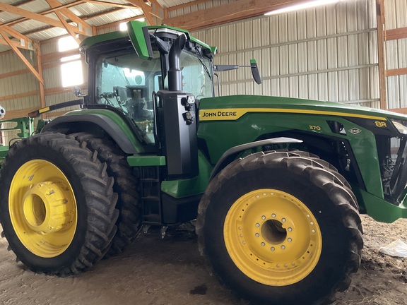 2024 John Deere 8R 370 Tractor