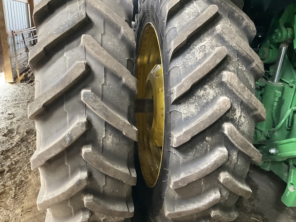 2024 John Deere 8R 370 Tractor