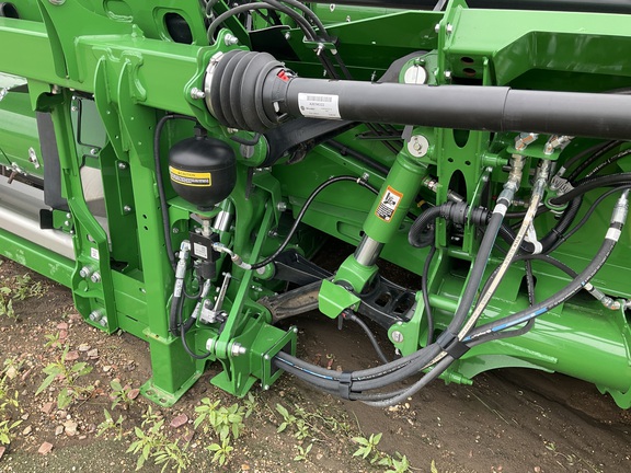 2025 John Deere HDF 35 Header Combine
