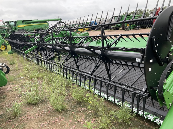 2025 John Deere HDF 35 Header Combine
