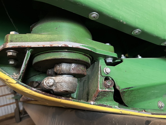 2013 John Deere 640FD Header Combine