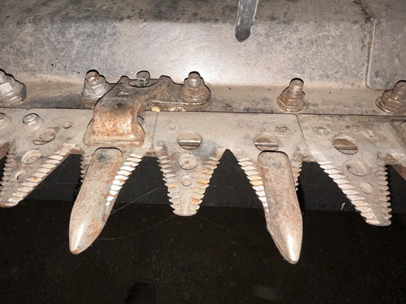 2013 John Deere 640FD Header Combine