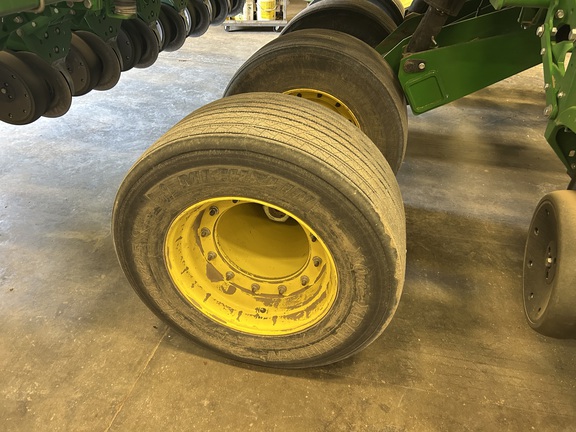 2017 John Deere DB60 Planter