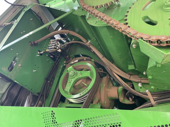 2022 John Deere S780 Combine