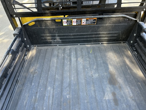 2021 John Deere XUV 835M ATV